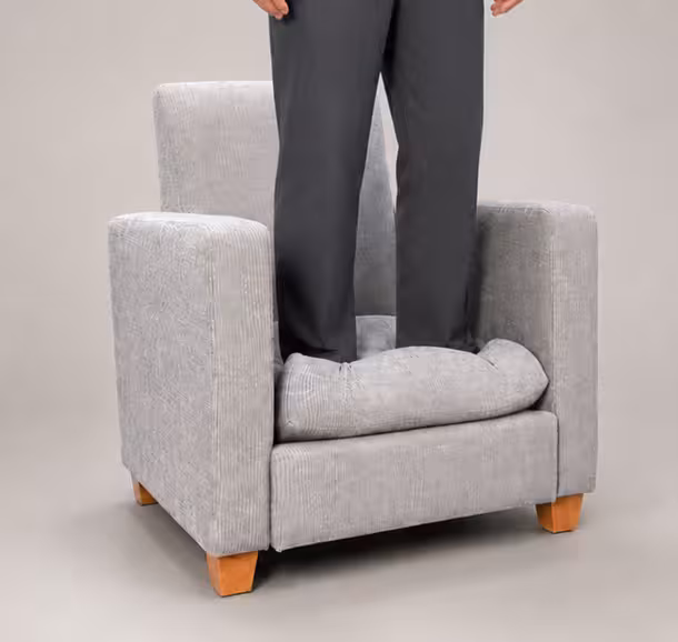 STANDING - UPHOLSTERY 3